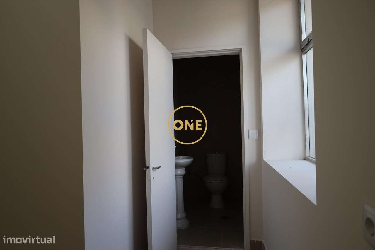 Loja para arrendamento próximo do centro - Grande imagem: 3/11