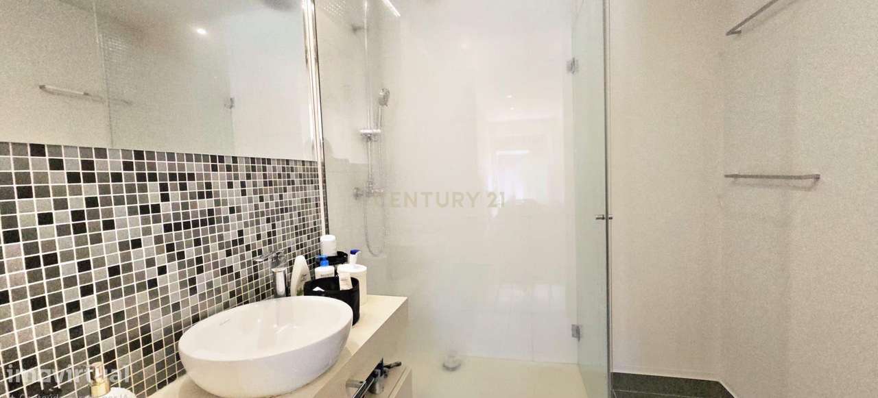 Apartamento T3 de Luxo em Braga – Ferreiros, Zona Nobre-21