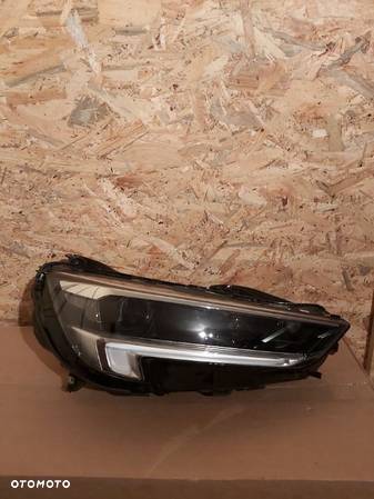 Lampa przednia prawa Opel Insignia B 2  Ful Led Lift - 1