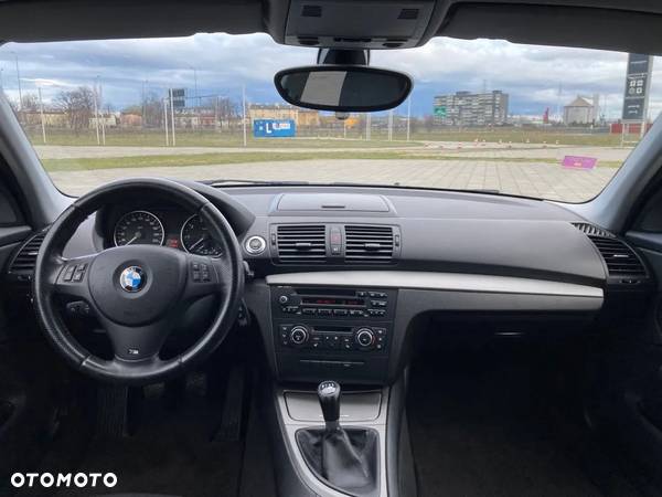 BMW Seria 1 - 14