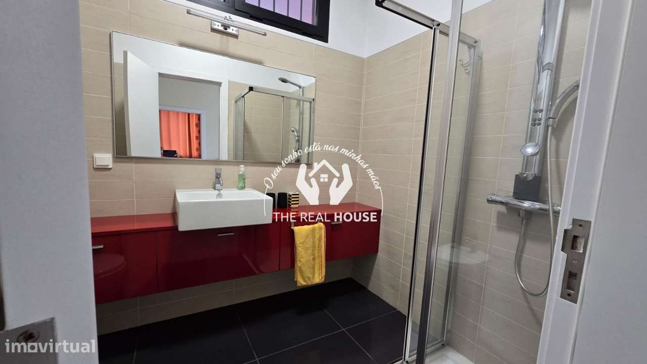 Moradia v3+1 funchal vista baia-36