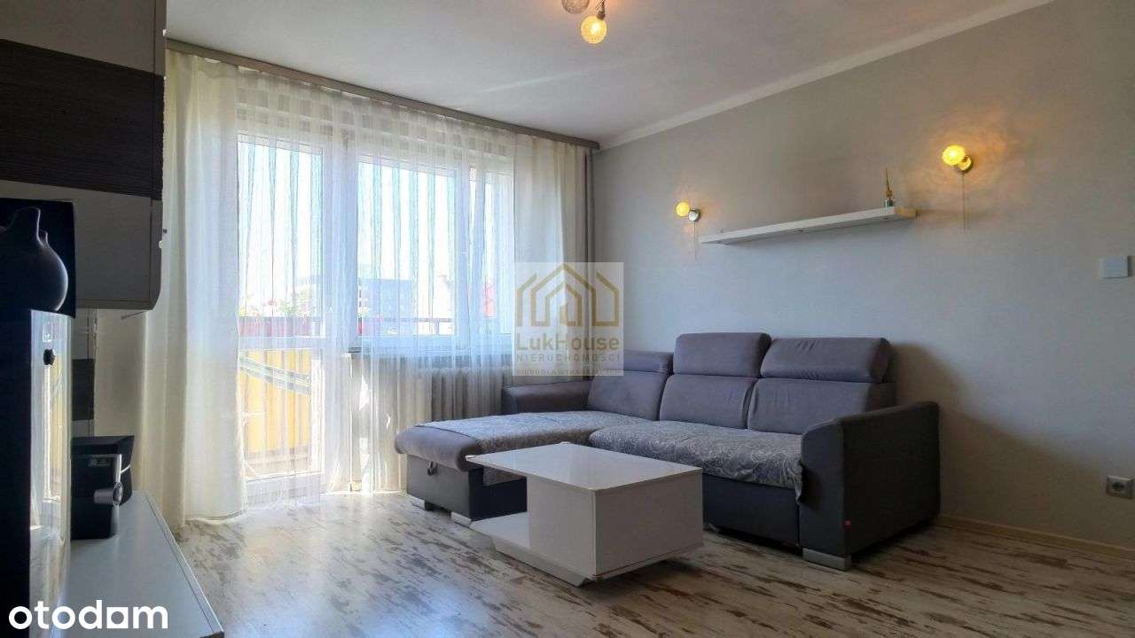 Mieszkanie 3-Pokojowe Z Balkonem - Pełny obrazek: 2/8