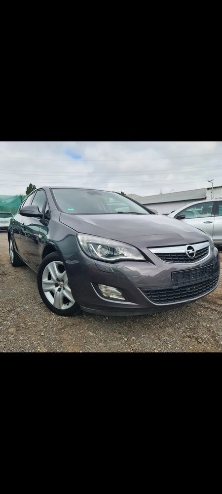 Opel Astra J [2009 - 2018] 1.4 Turbo ECOFLEX Start/Stop Edition Sport 2011