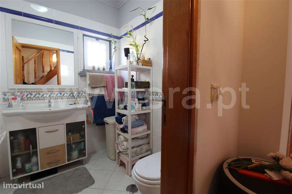 Moradia Geminada 4 quartos, Venda-20