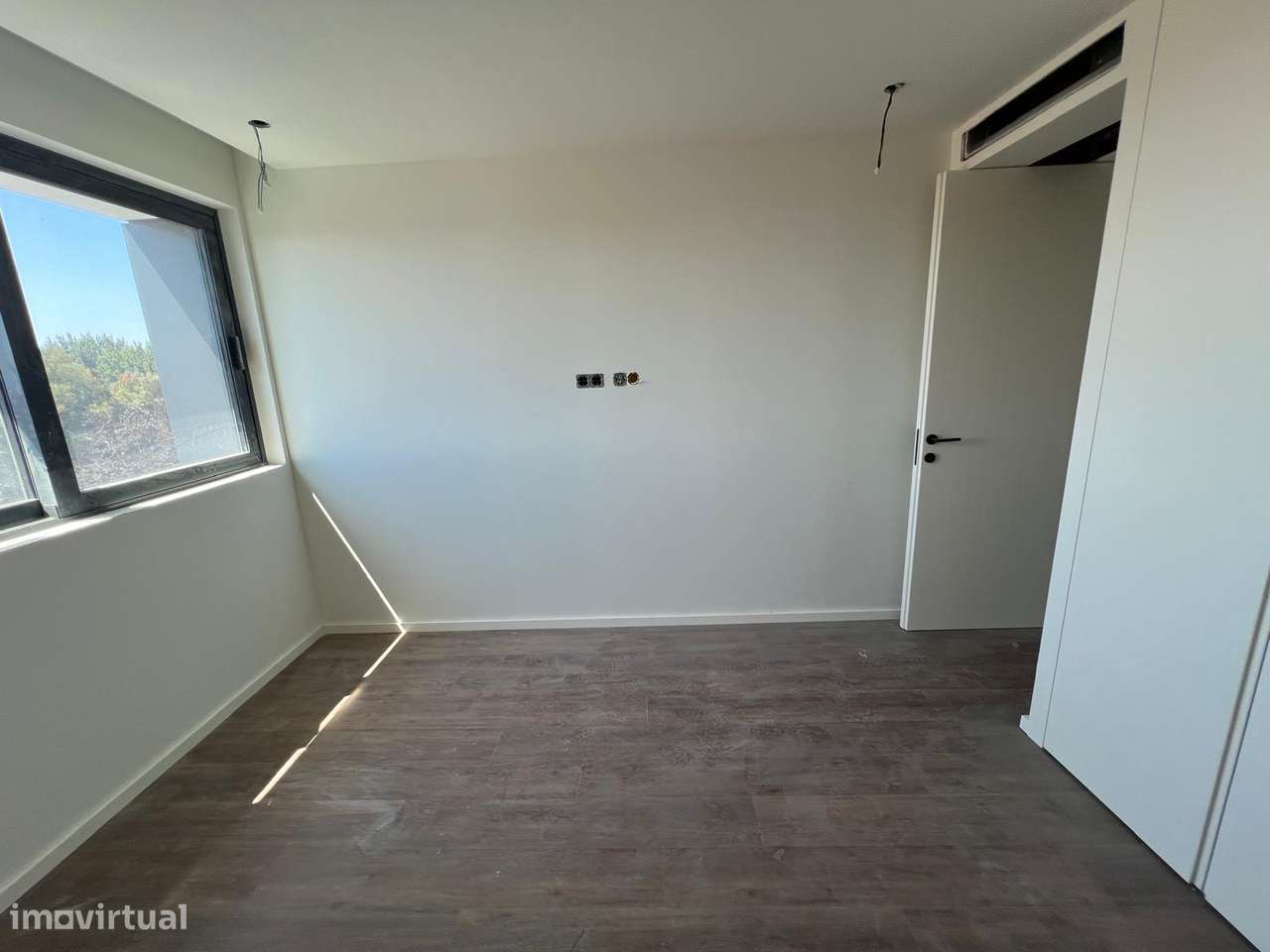 T2 Fabuloso Gaia Av.  República Metro S.  Ovídio Lugar  Garagem  Duplo-14