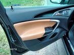 Opel Insignia 2.0 T Cosmo 4x4 EU6 - 23