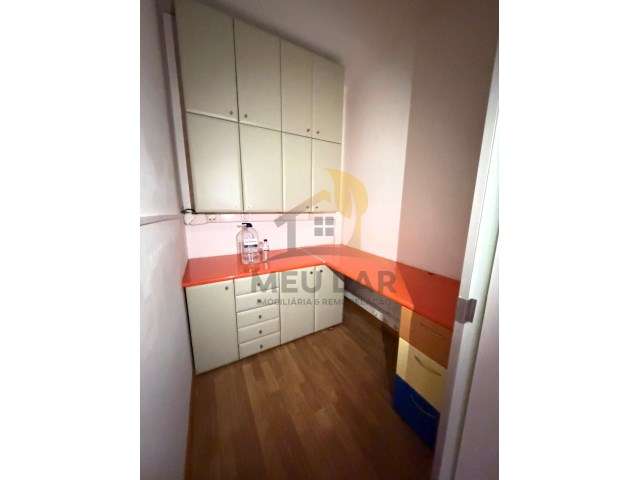 LOJA COMERCIAL PARA VENDA / ARRENDAMENTO-5