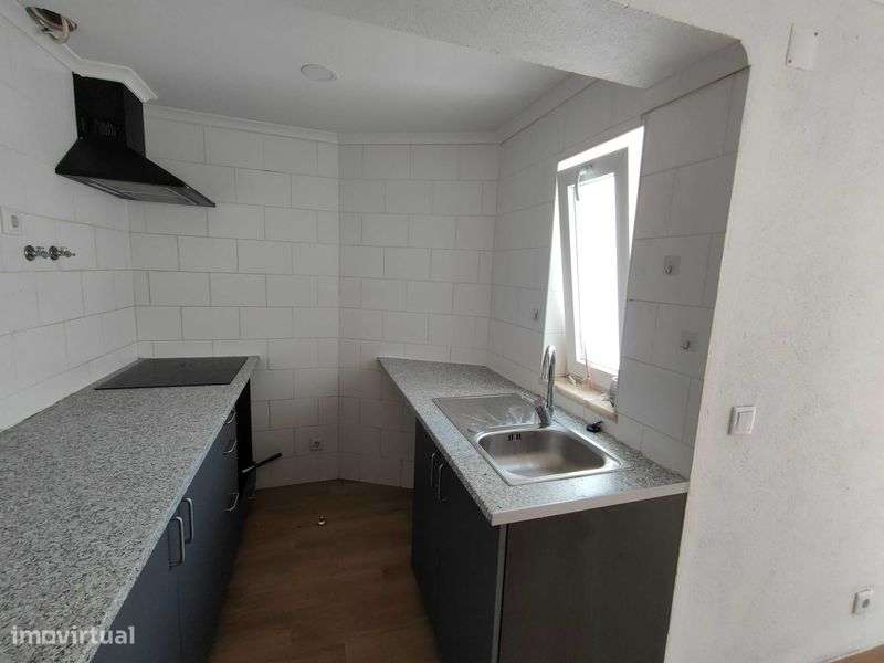 T1 Runa Torres Vedras - Grande imagem: 4/5