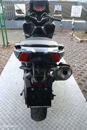 Yamaha Tmax - 6