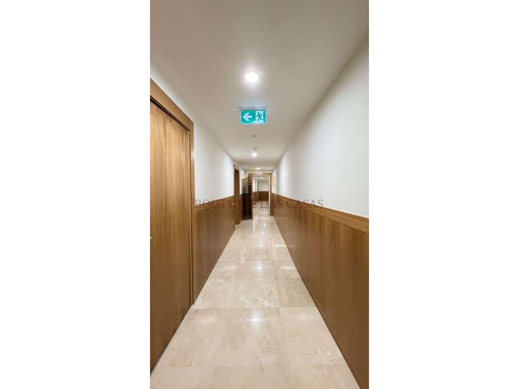 Apartamento T1 na Marina Afurada - Vista rio - Grande imagem: 3/10