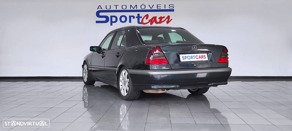 Mercedes-Benz C 250 TD Sport - 14