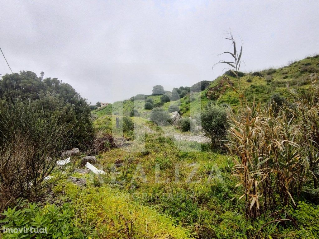 Lote de terreno no Zambujal em Sesimbra