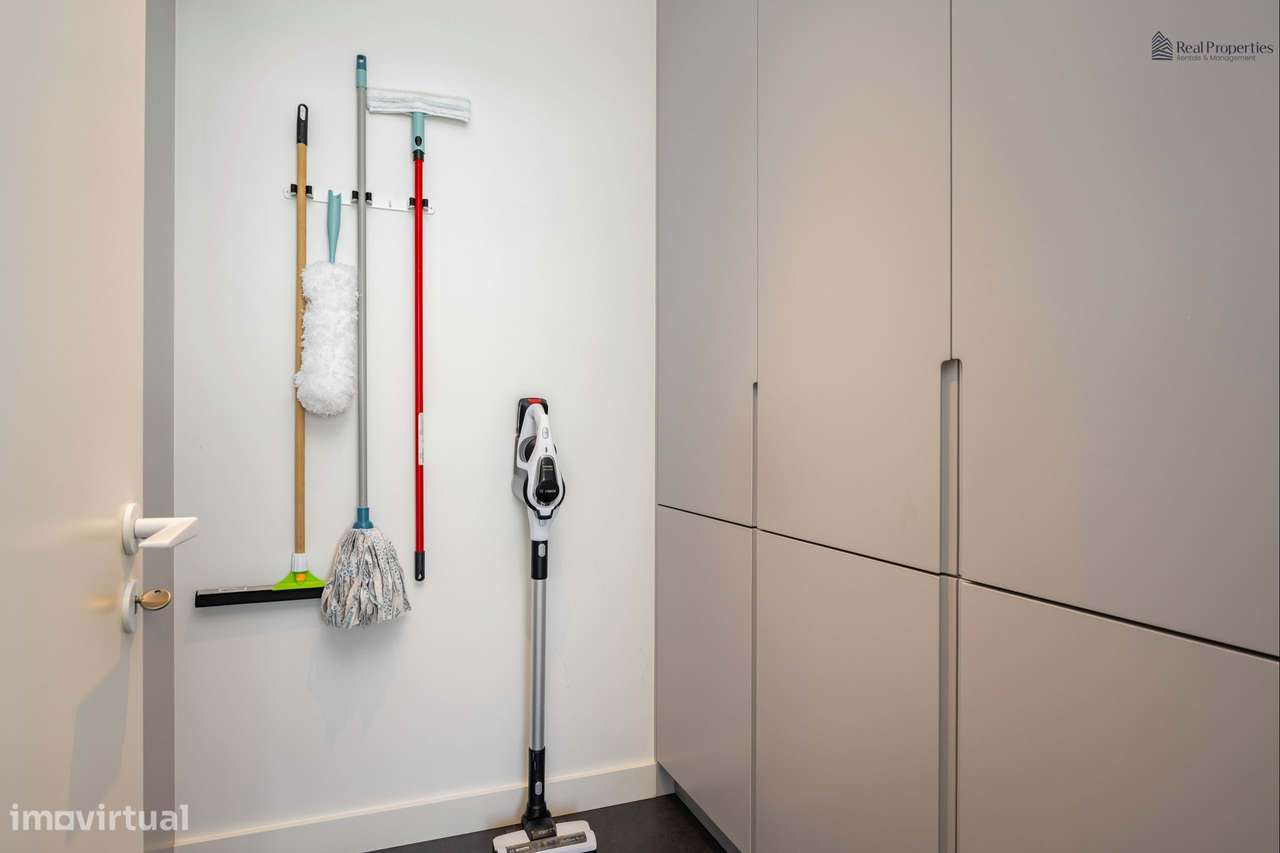 Penthouse T4 Luxo Frente Mar-23