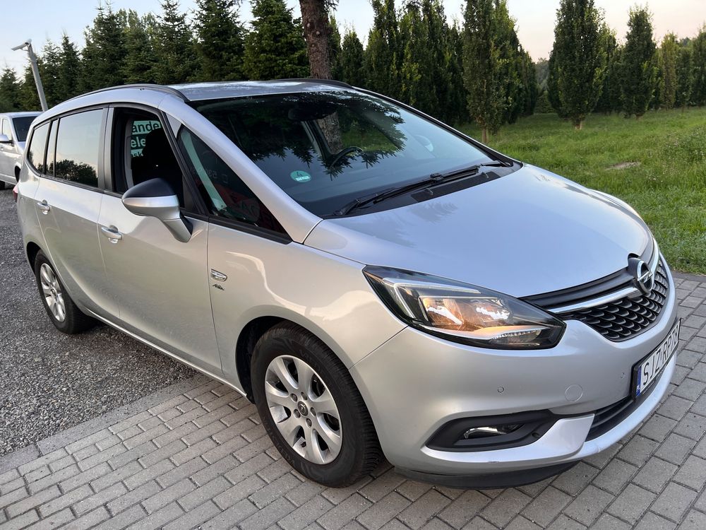 Opel Zafira C (2011-2019) 1.4 Turbo (ecoFLEX) Start/Stop Innovation 2017