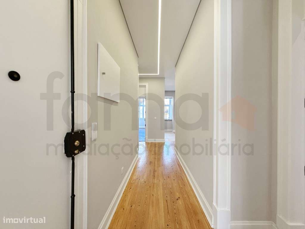 T3 Remodelado na Av. Almirante Reis-27