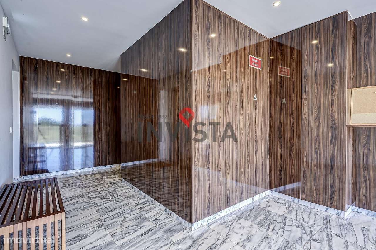 Apartamento T3 como novo, no Condomínio VilaViva-35