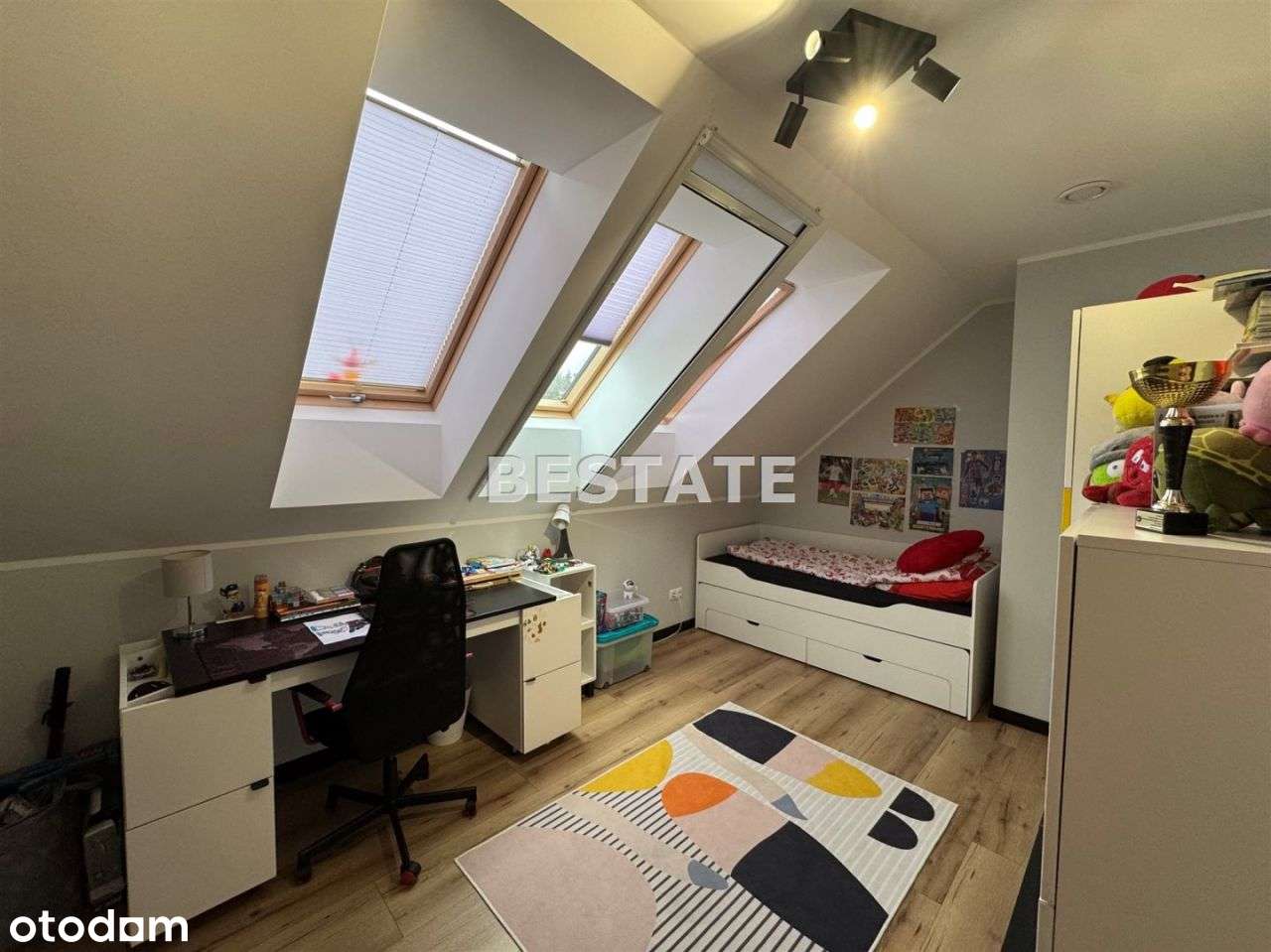 Dom w zaciszu zieleni, wysoki standard-11