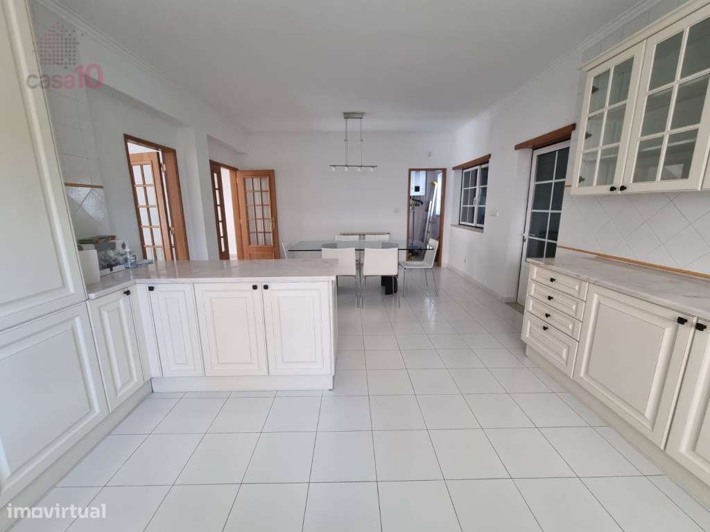 Moradia V4 com piscina, para arrendar, na Atalaia, Montijo - Grande imagem: 5/30