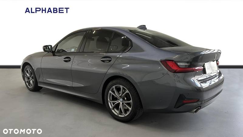 BMW Seria 3 318i Sport Line - 3