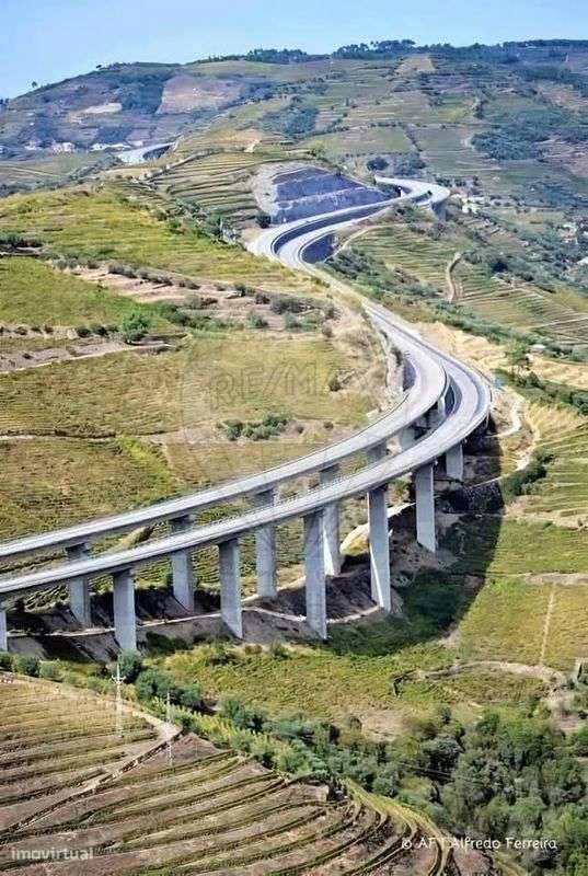 Moradia T13 para venda-32