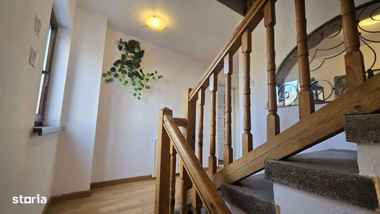 De vanzare Casa de vacanta Breaza-17