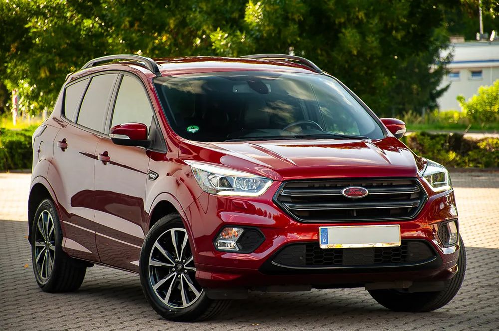 Ford Kuga II (2012-) 1.5 EcoBoost 2x4 ST-Line 2017