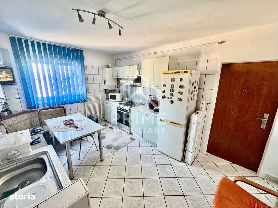 Apartament 2 camere , 53mp , Zona - Cetate - Imagine principală: 4/8