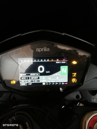 Aprilia Tuono - 23