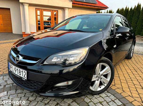 Opel Astra IV 1.4 T Cosmo - 1