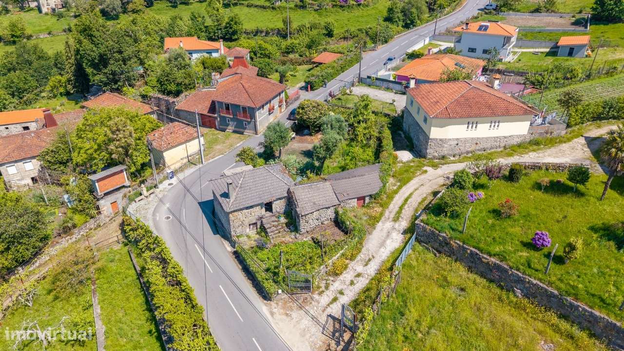 Moradia para Restaurar T3 Venda em Cabeceiras de Basto,Cabeceiras de B-13