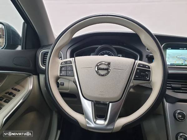 Volvo V40 2.0 D2 Summum - 16