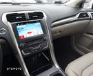 Ford Fusion - 10