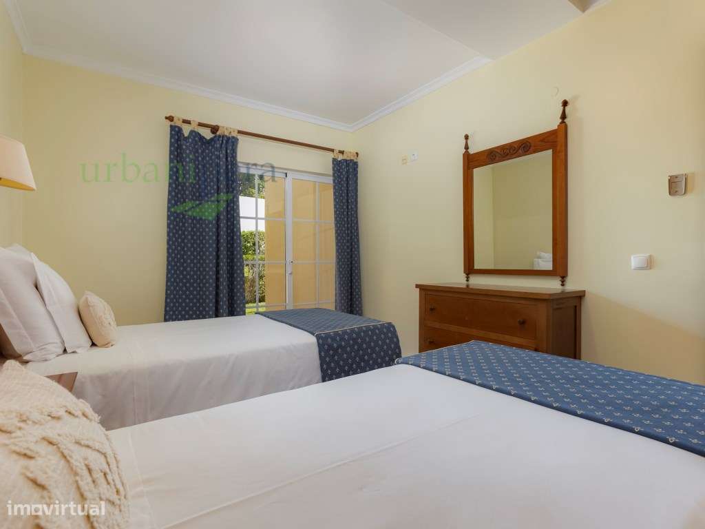 Apartamento T2 frente piscina-13