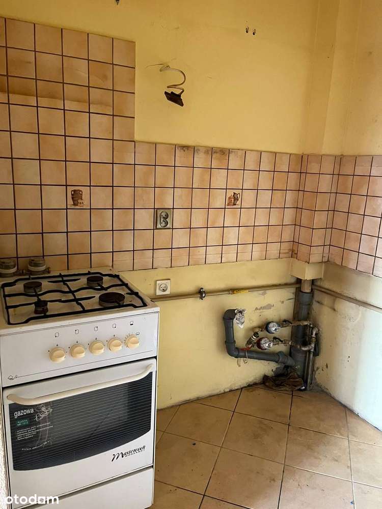 Na sprzedaż kawalerka w Wolbromiu – Osiedle XX-lecia PRL-6