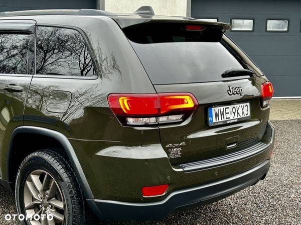 Jeep Grand Cherokee - 15