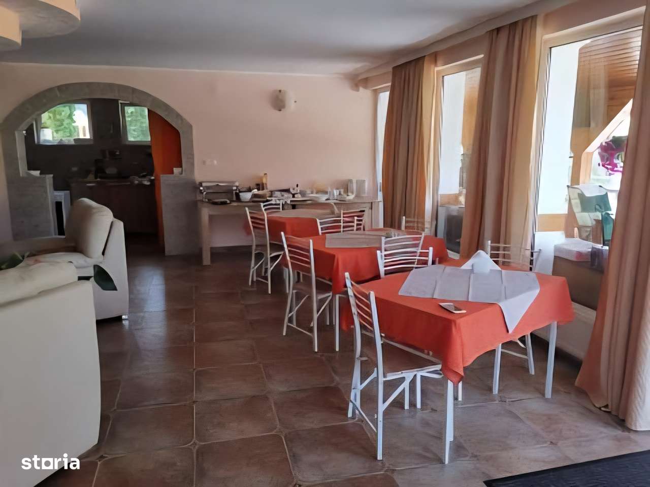 Casă individuală 310mp utili, 8 camere, piscină-6