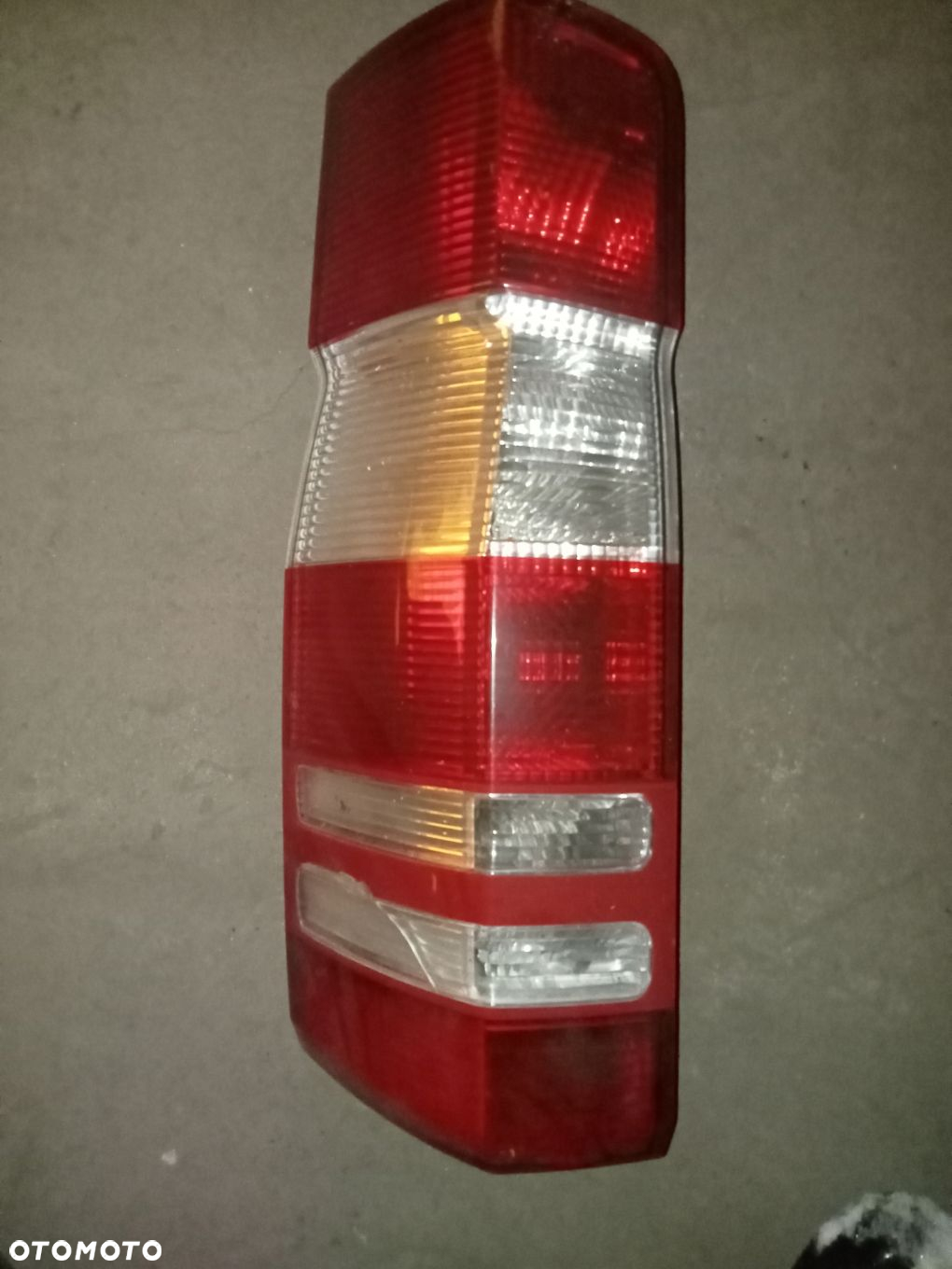 LAMPA TYŁ LEWA MERCEDES SPRINTER W 906 2006-13 - 2