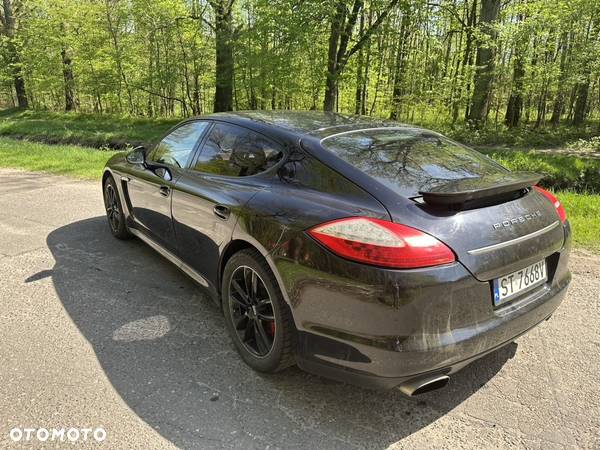 Porsche Panamera PDK - 3