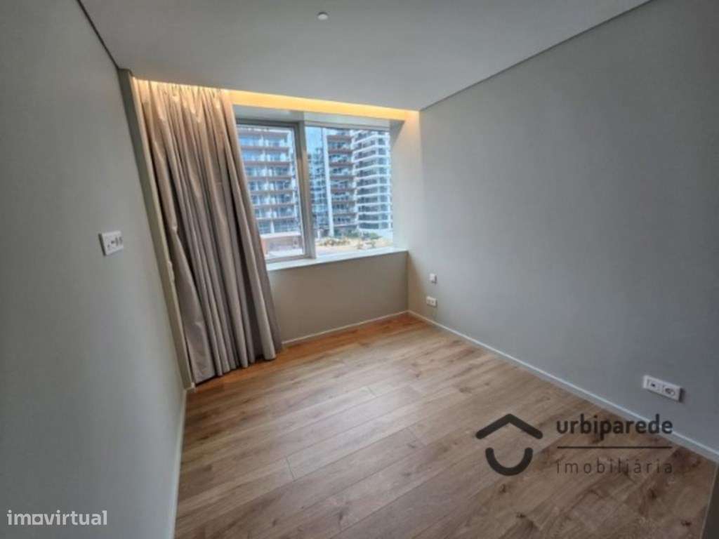 Apartamento T3 no condomínio Monview Miraflores-11
