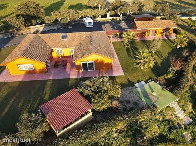 Beautiful Wooden Home Quinta Rural Em Almodovar