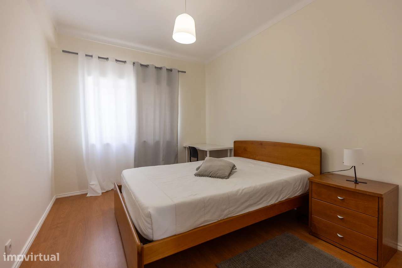 Apartamento T3 no Centro de Alcobaça-7