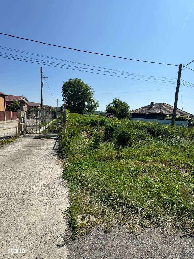 Vand teren intravilan Hemeius, stradal, ideal pentru casa - Imagine principală: 3/9