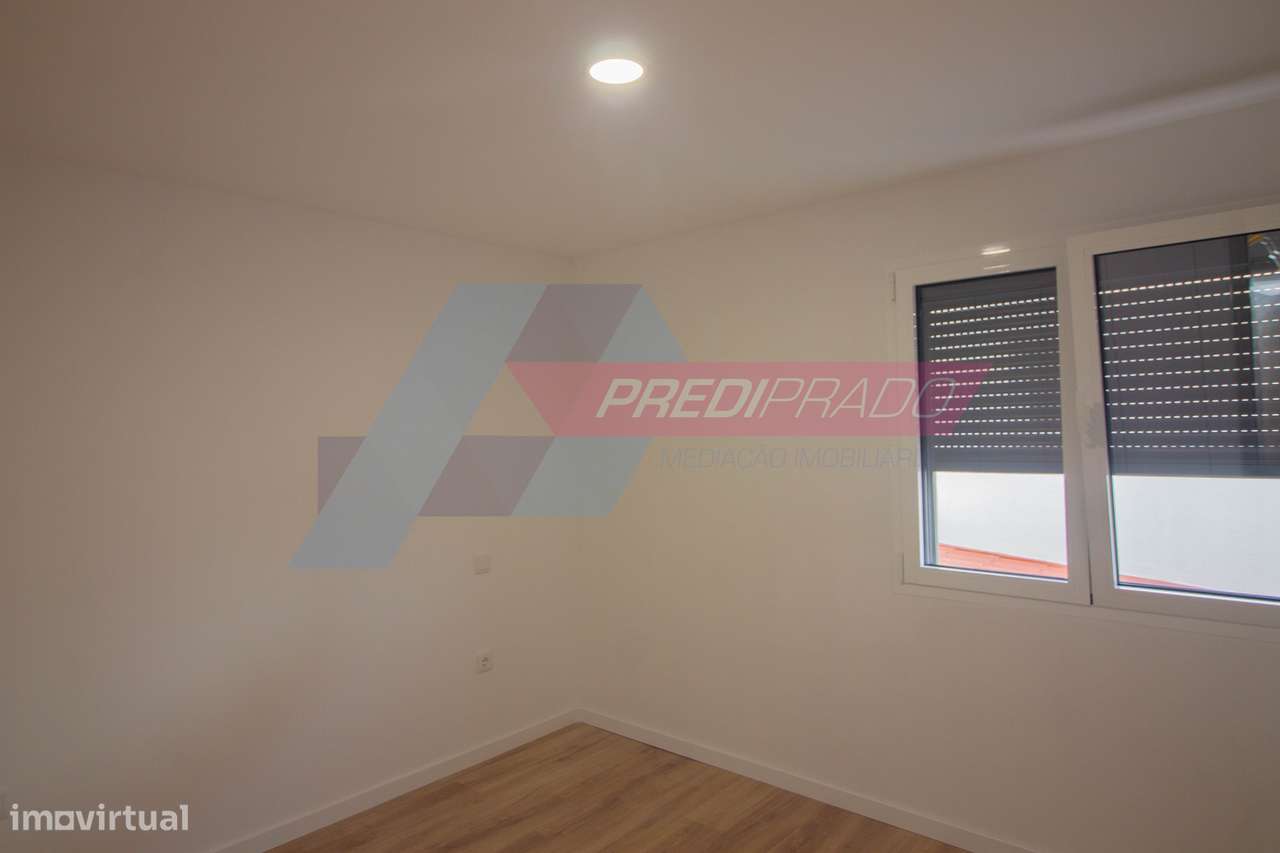 Excelente Moradia T4 em Cervães-10