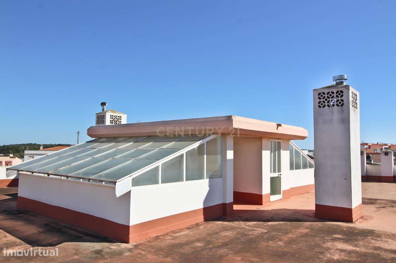 Apartamento T2 situado em Odiáxere, lagos.-21