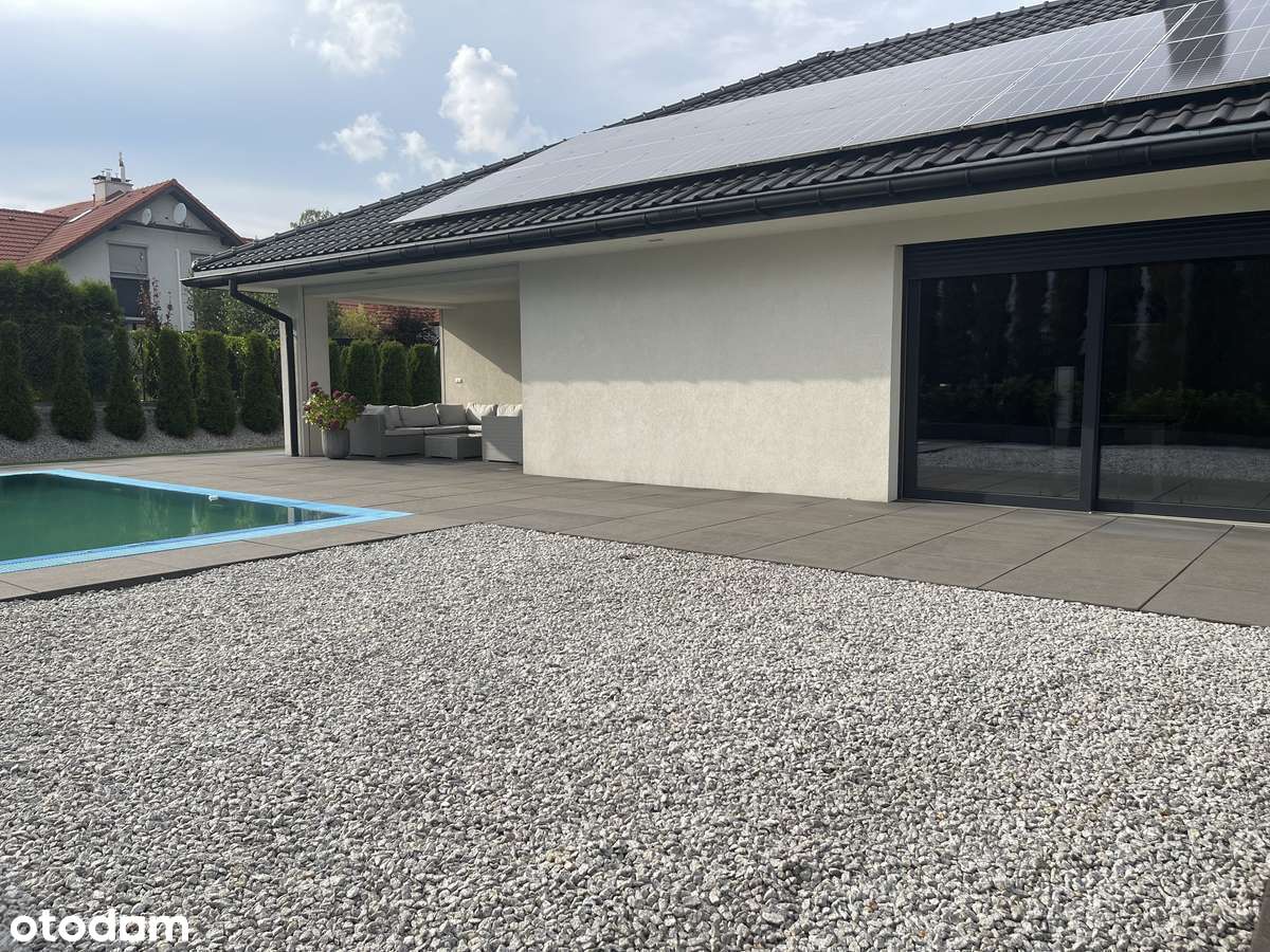 Parterowy dom z basenem, energooszczędny - Pełny obrazek: 2/18