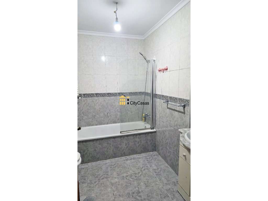 Apartamento T3 c/ L. Garagem | Águas Santas-10
