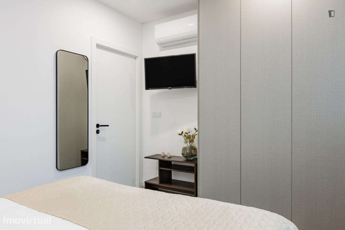 Apartamento com 1 quartos - localizado em Ramalde Porto - Grande imagem: 4/34