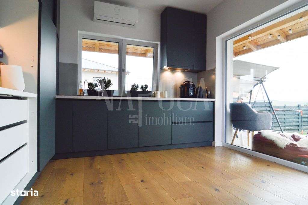 Casa 5 camere de vanzare in Dezmir - Imagine principală: 4/15