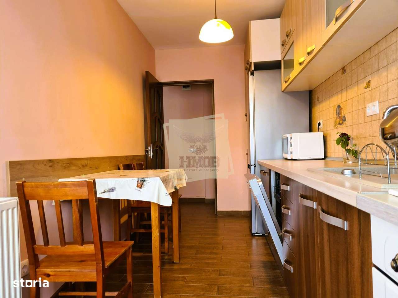 Apartament 2 camere 55mp parcare si balcon zona Turnisor - Imagine principală: 4/10