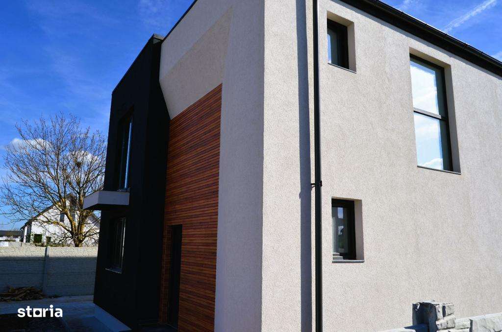 Casa/Vila Parter + 1Etaj/4 camere/Com.Berceni/Comision 0% - Imagine principală: 5/18